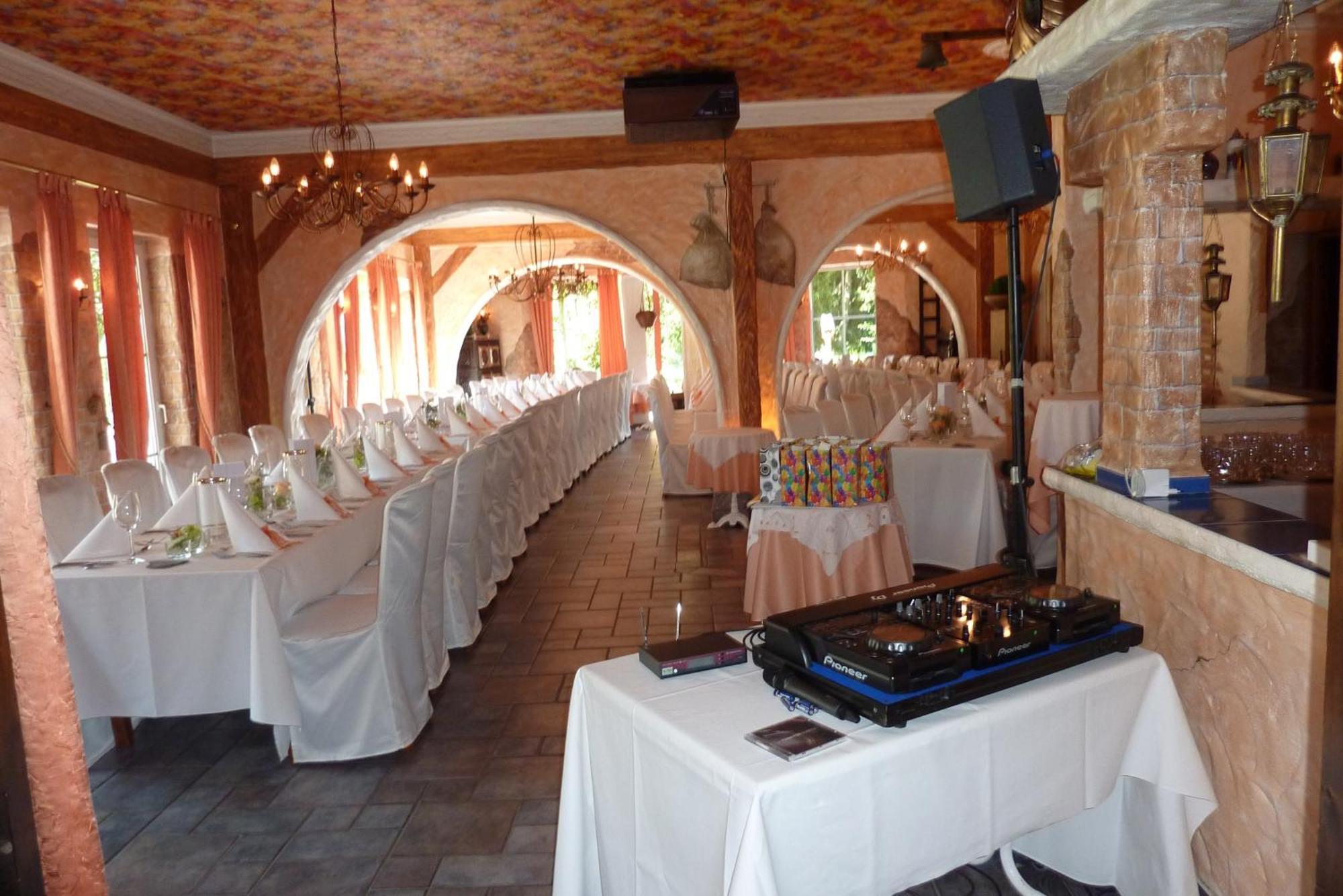 Studentenmuehle Hotel - Restaurant Nomborn ภายนอก รูปภาพ