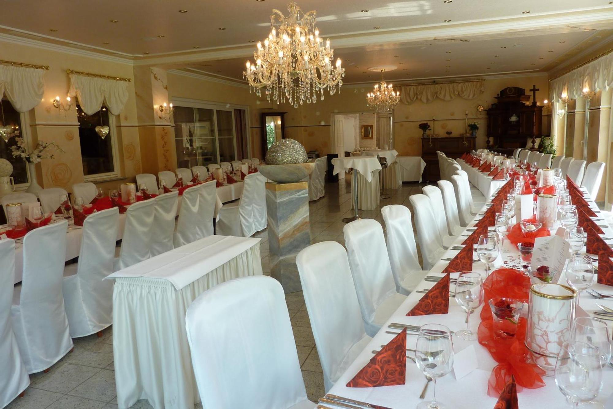 Studentenmuehle Hotel - Restaurant Nomborn ภายนอก รูปภาพ