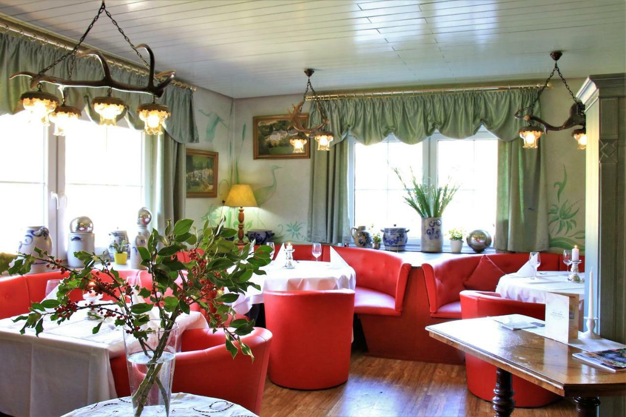 Studentenmuehle Hotel - Restaurant Nomborn ภายนอก รูปภาพ